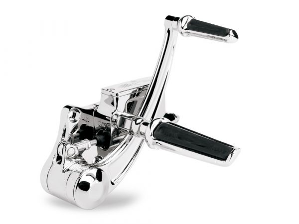 Standard Length Forward Controls - Chrome. Fits Dyna 1991-2017.