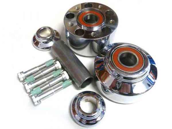 Front Wheel Hub - Chrome. Fits Dyna 2006 & Dyna Street Bob 2006-2007 with Narrow Glide Front End, 49mm Fork Tubes, 1" Axle & Single Disc Rotor.
