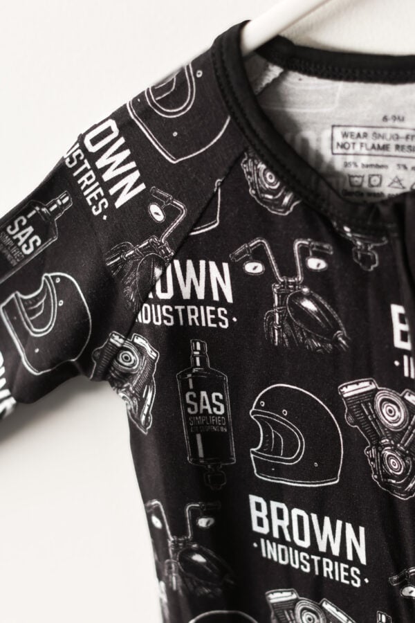 Kids Brown Industries / SAS onesie