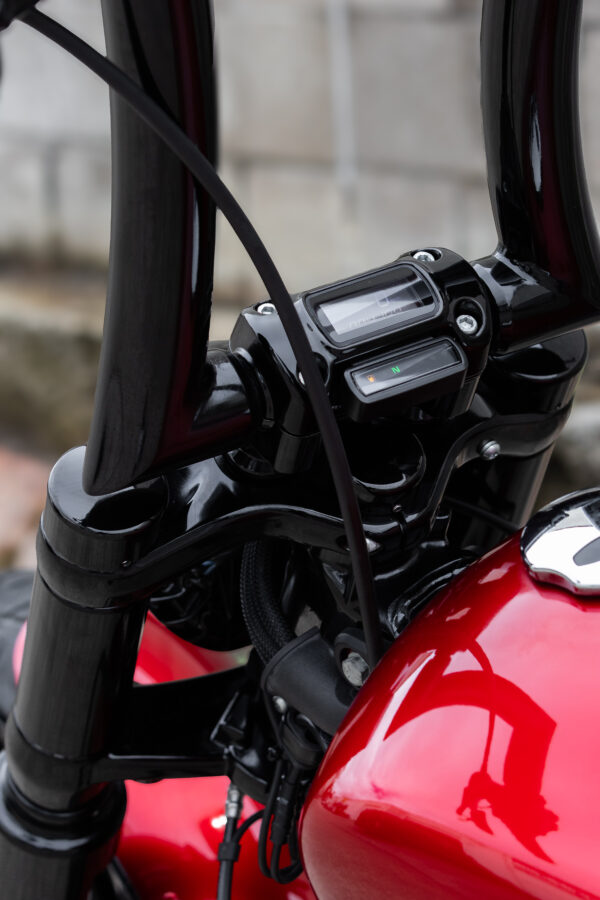 2018-UP Softail Stem Nut Cover